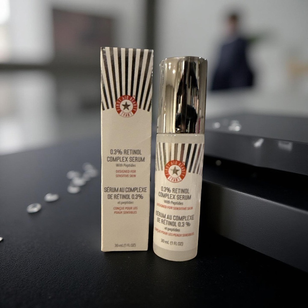 NIB•First Aid Beauty 0.3% Retinol Complex Serum With Peptides